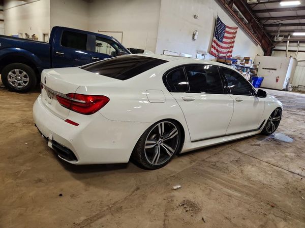 2017 BMW 740
