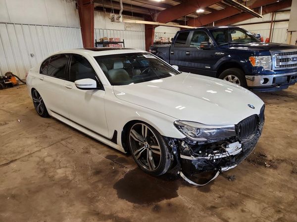 2017 BMW 740
