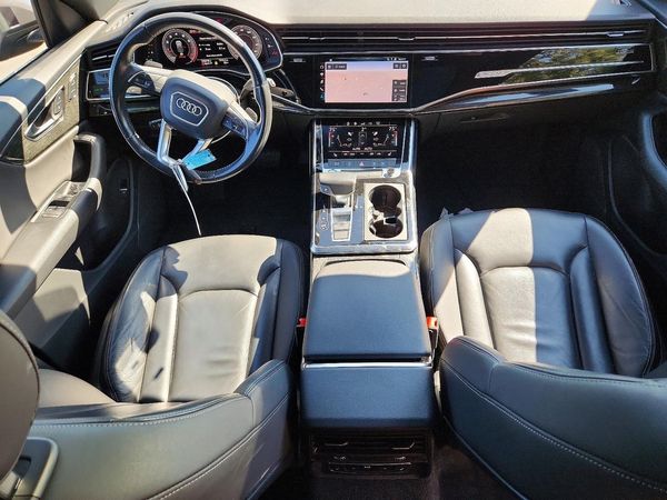 2019 AUDI Q8