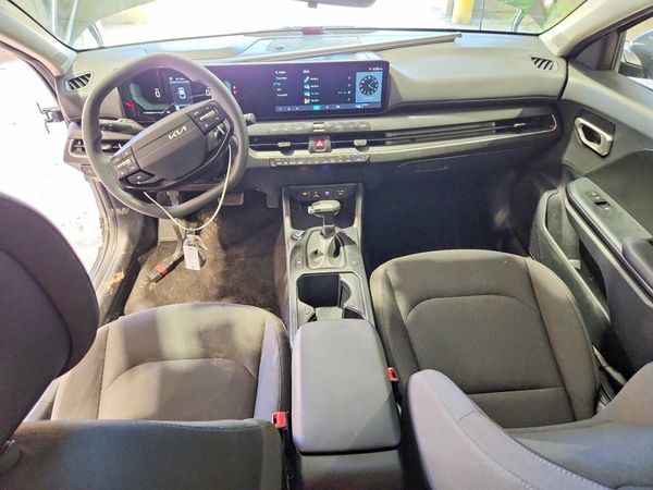 2026 KIA K4 LX, LXS