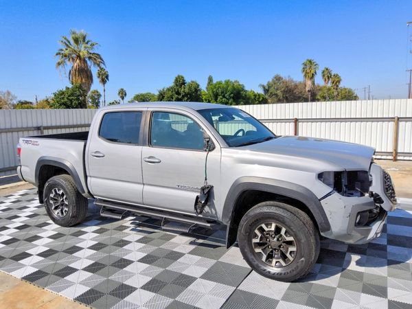 2021 TOYOTA TACOMA SR5 — Passenger 3/4