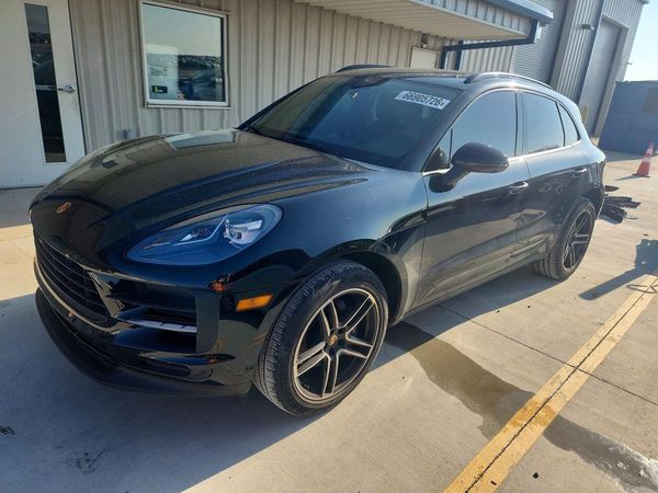 2021 PORSCHE MACAN Base