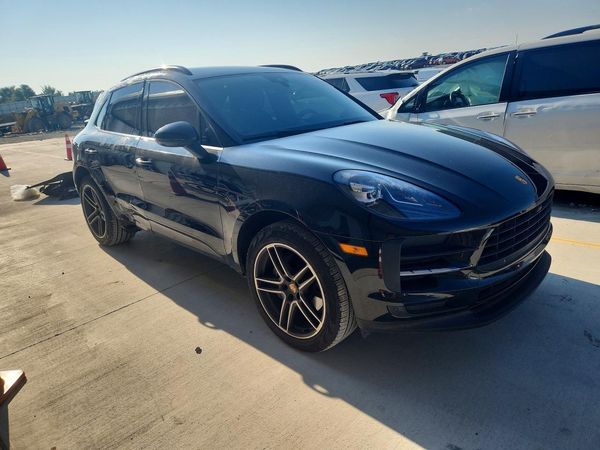2021 PORSCHE MACAN Base