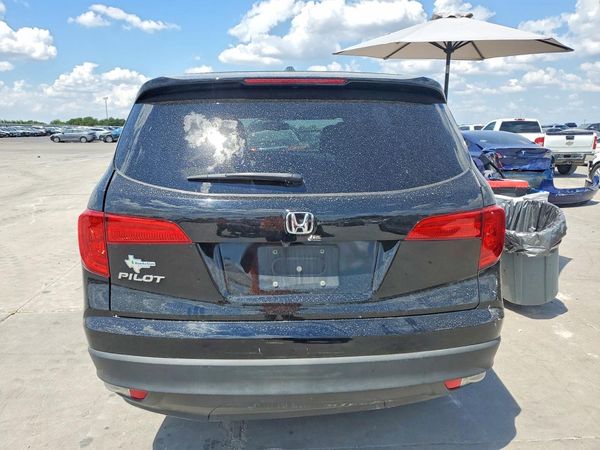2017 HONDA PILOT
