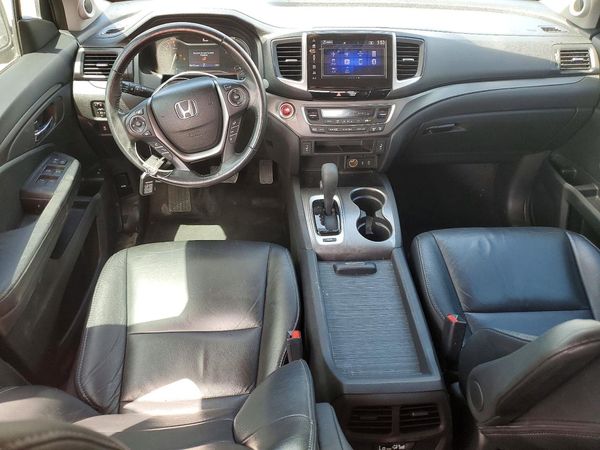 2017 HONDA PILOT