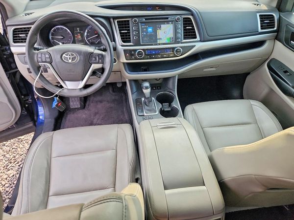 2016 TOYOTA HIGHLANDER Base/Hybrid