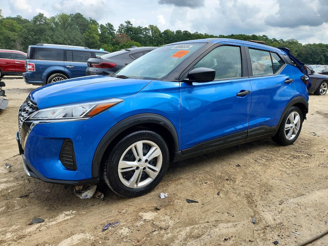 2021 NISSAN KICKS