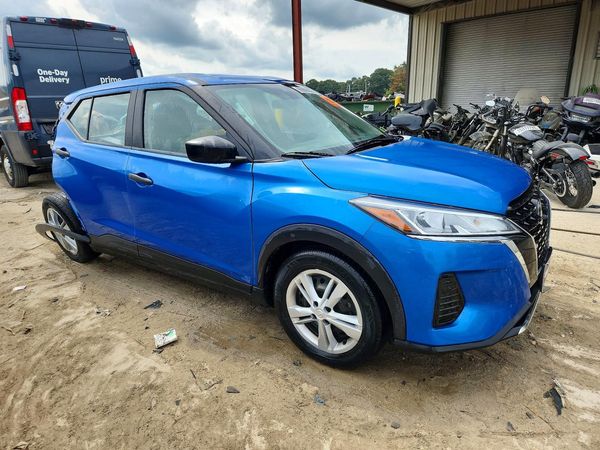 2021 NISSAN KICKS