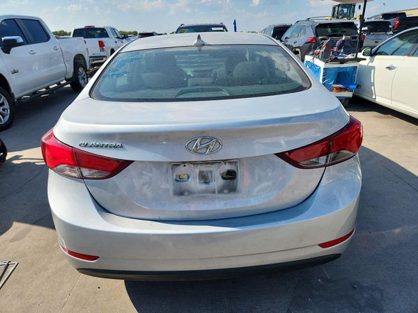 2015 HYUNDAI ELANTRA GLS(Middle)