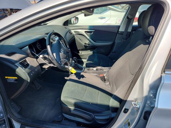 2015 HYUNDAI ELANTRA GLS(Middle)
