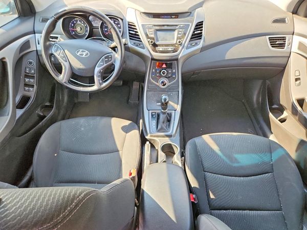 2015 HYUNDAI ELANTRA GLS(Middle)