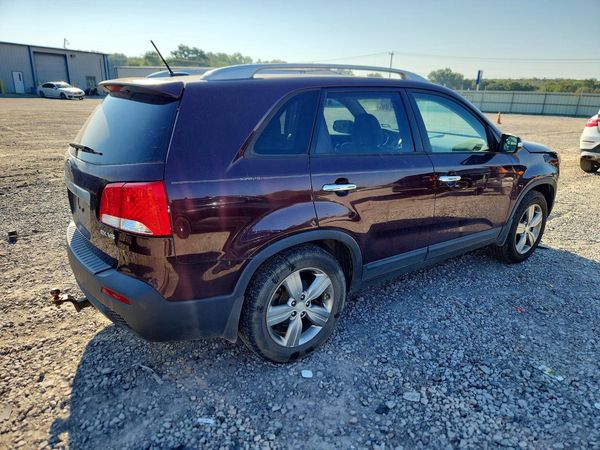 2013 KIA SORENTO