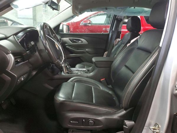 2021 CHEVROLET TRAVERSE LT — DENT