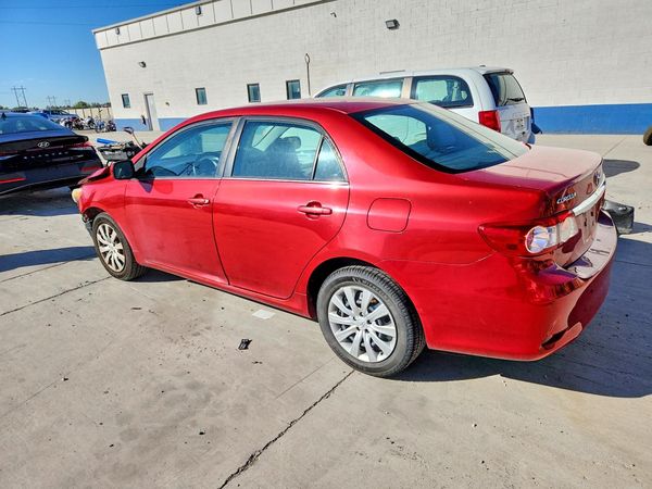 2013 TOYOTA COROLLA