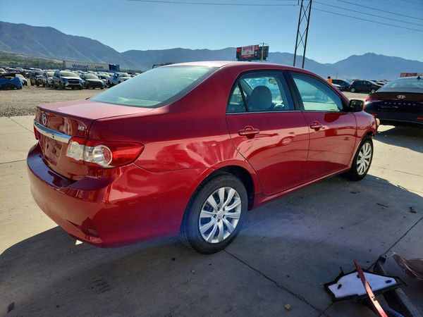 2013 TOYOTA COROLLA