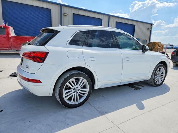 2018 AUDI Q5 quattro Premium Plus