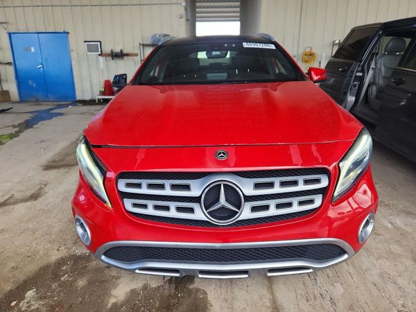 2019 MERCEDES-BENZ GLA GLA250