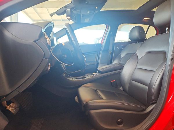 2019 MERCEDES-BENZ GLA GLA250