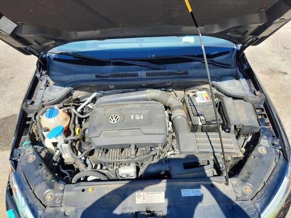 2017 VOLKSWAGEN JETTA