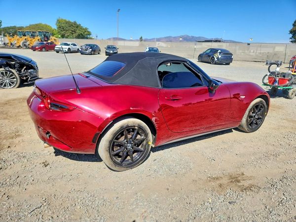 2021 MAZDA MX-5 MIATA
