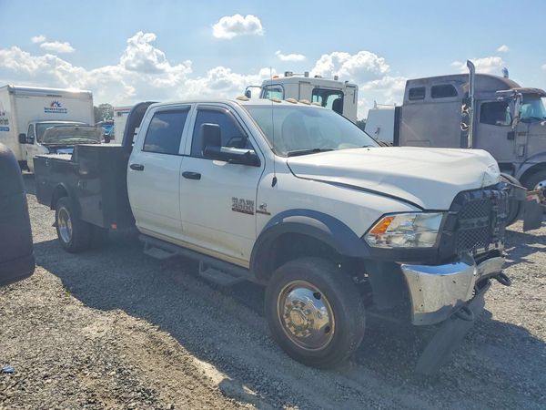 2017 RAM 4500 CREW CAB CHASSIS