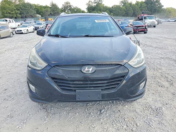 2015 HYUNDAI TUCSON GLS (Middle)