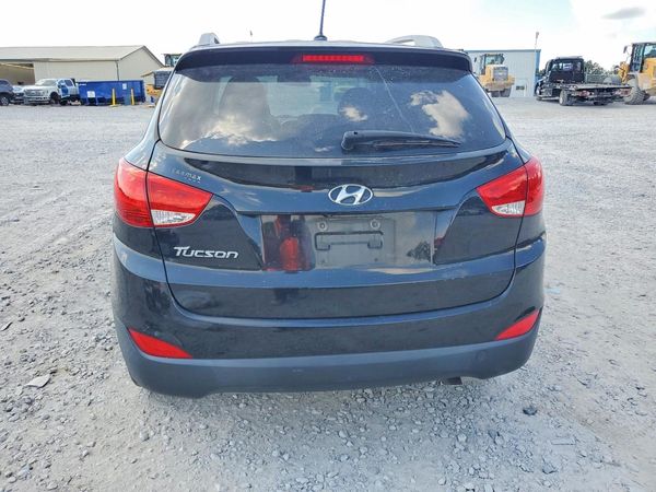 2015 HYUNDAI TUCSON GLS (Middle)
