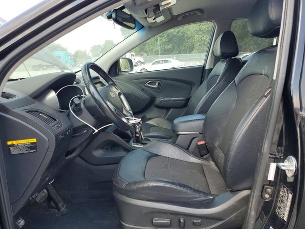2015 HYUNDAI TUCSON GLS (Middle)