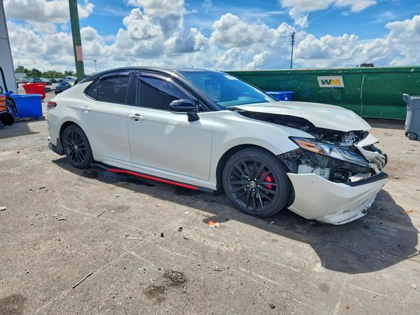 2022 TOYOTA CAMRY