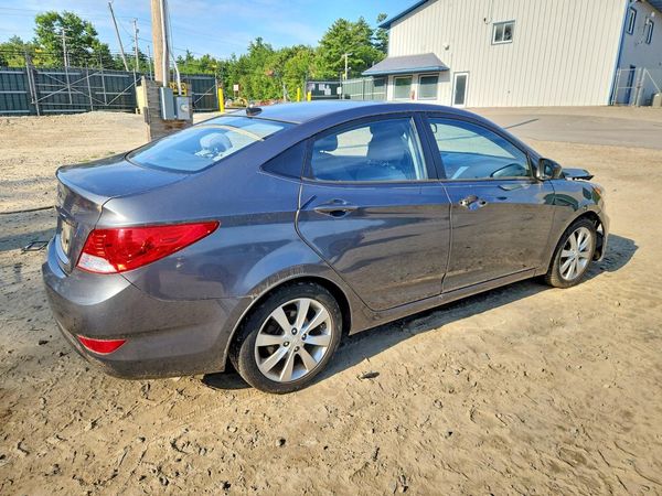 2013 HYUNDAI ACCENT