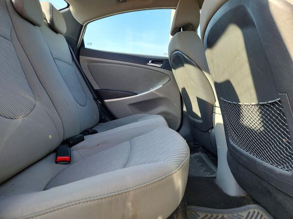 2013 HYUNDAI ACCENT