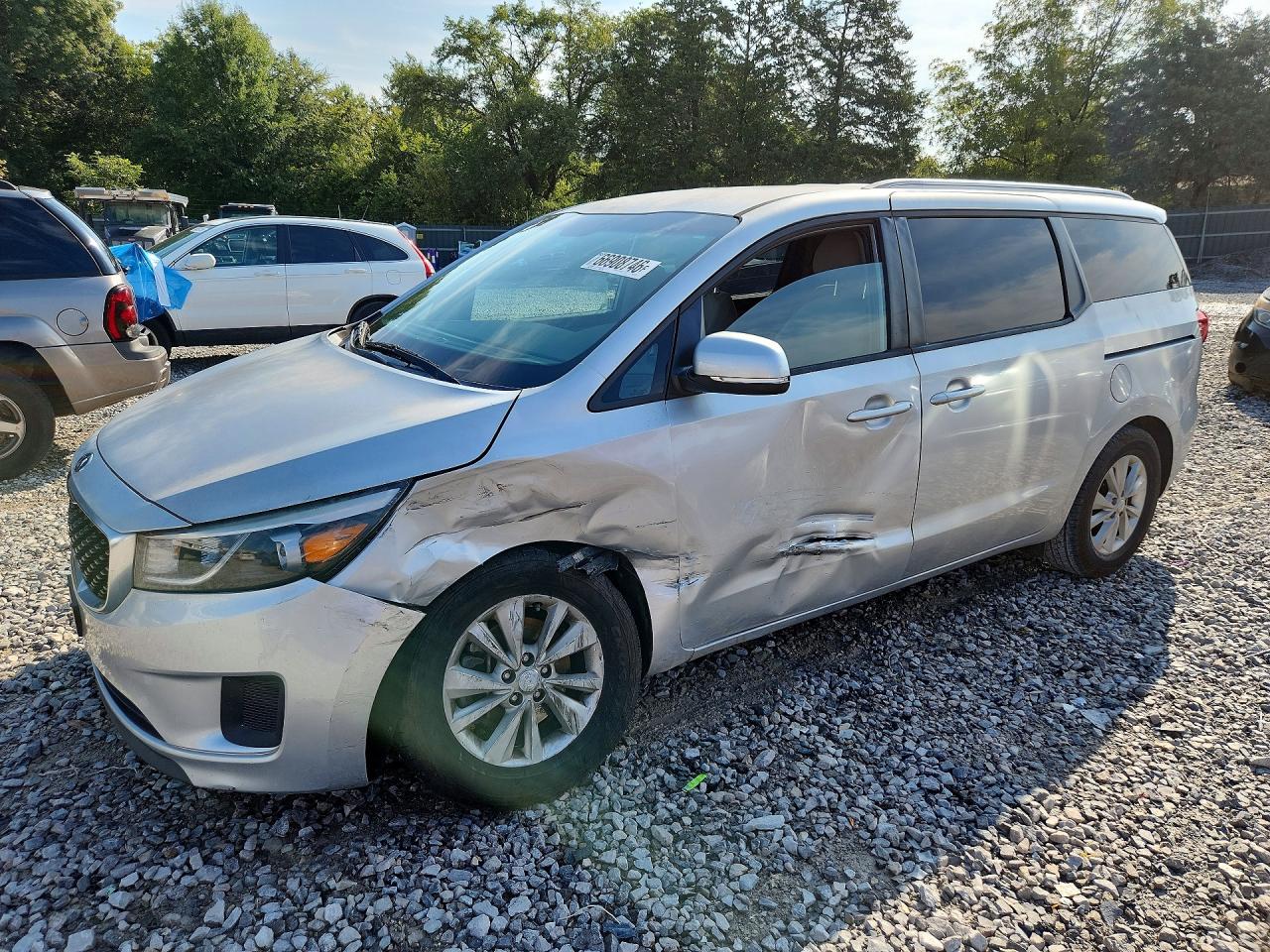 2016 KIA SEDONA LX - Middle-low