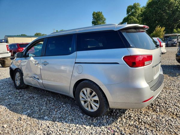 2016 KIA SEDONA LX - Middle-low