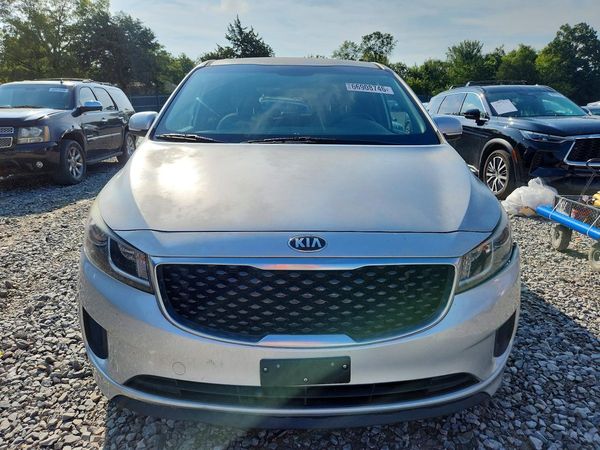 2016 KIA SEDONA LX - Middle-low