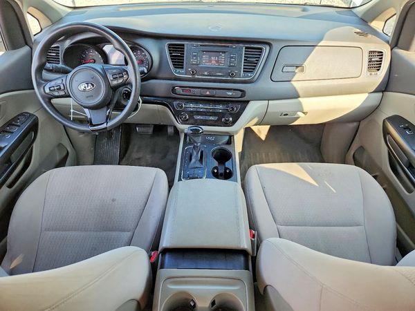 2016 KIA SEDONA LX - Middle-low