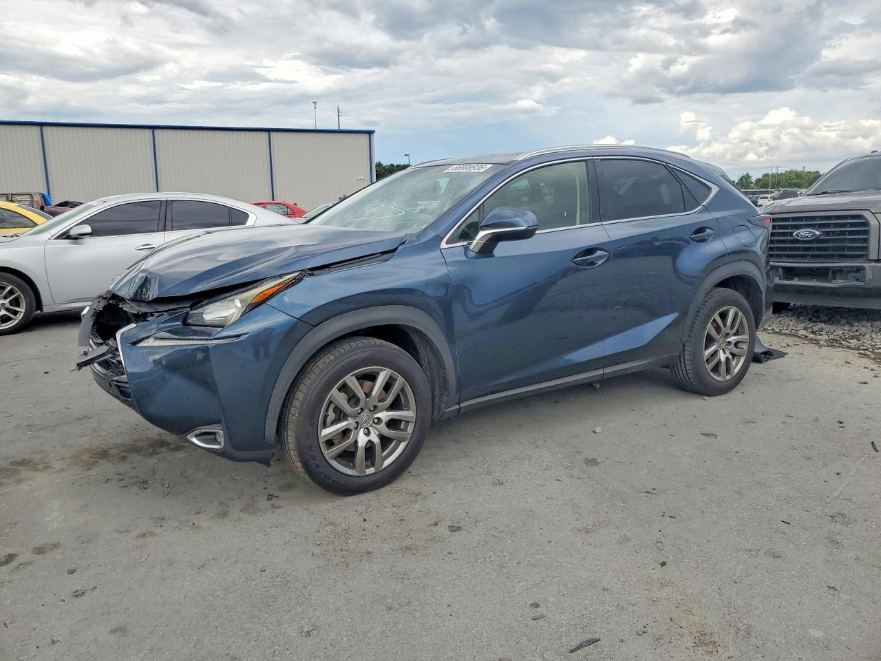 2015 LEXUS NX 200t Luxury