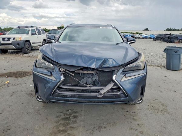2015 LEXUS NX 200t Luxury