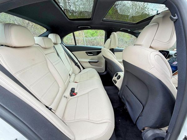 2023 MERCEDES-BENZ C C300