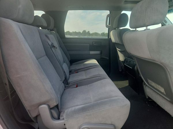 2013 TOYOTA SEQUOIA SR5 grade