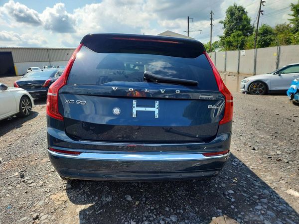 2024 VOLVO XC90 Plus Bright