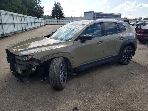 2023 MAZDA CX-50 Premium Plus Package