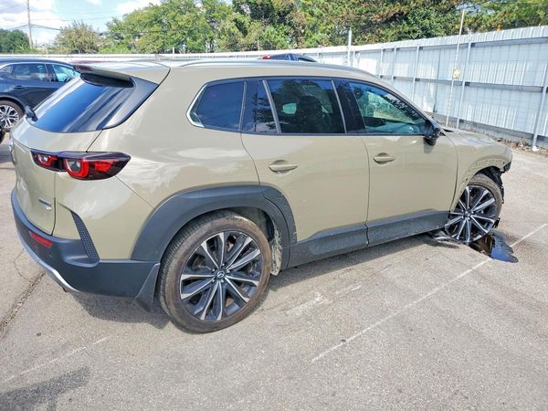 2023 MAZDA CX-50 Premium Plus Package