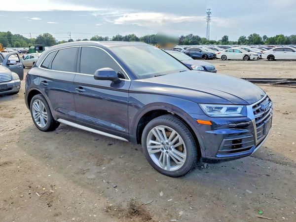 2018 AUDI Q5 quattro Premium Plus