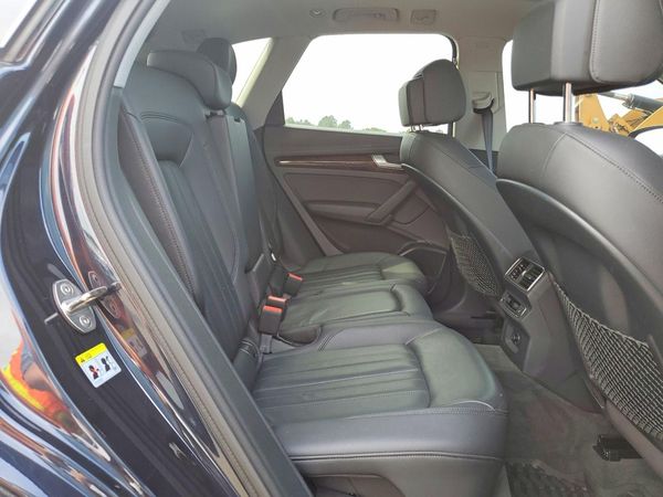 2018 AUDI Q5 quattro Premium Plus