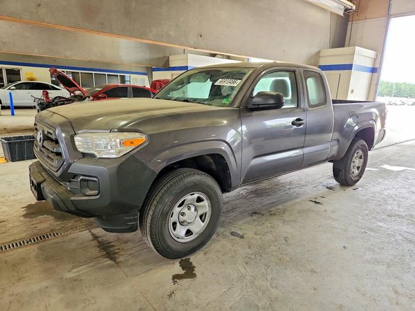 2016 TOYOTA TACOMA