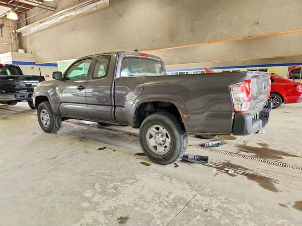 2016 TOYOTA TACOMA SR/SR5