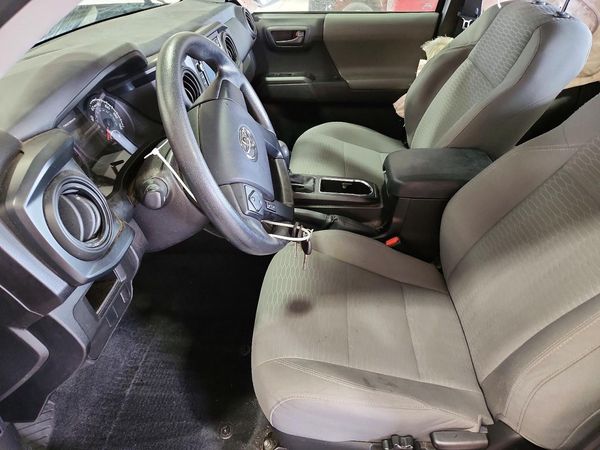 2016 TOYOTA TACOMA SR/SR5