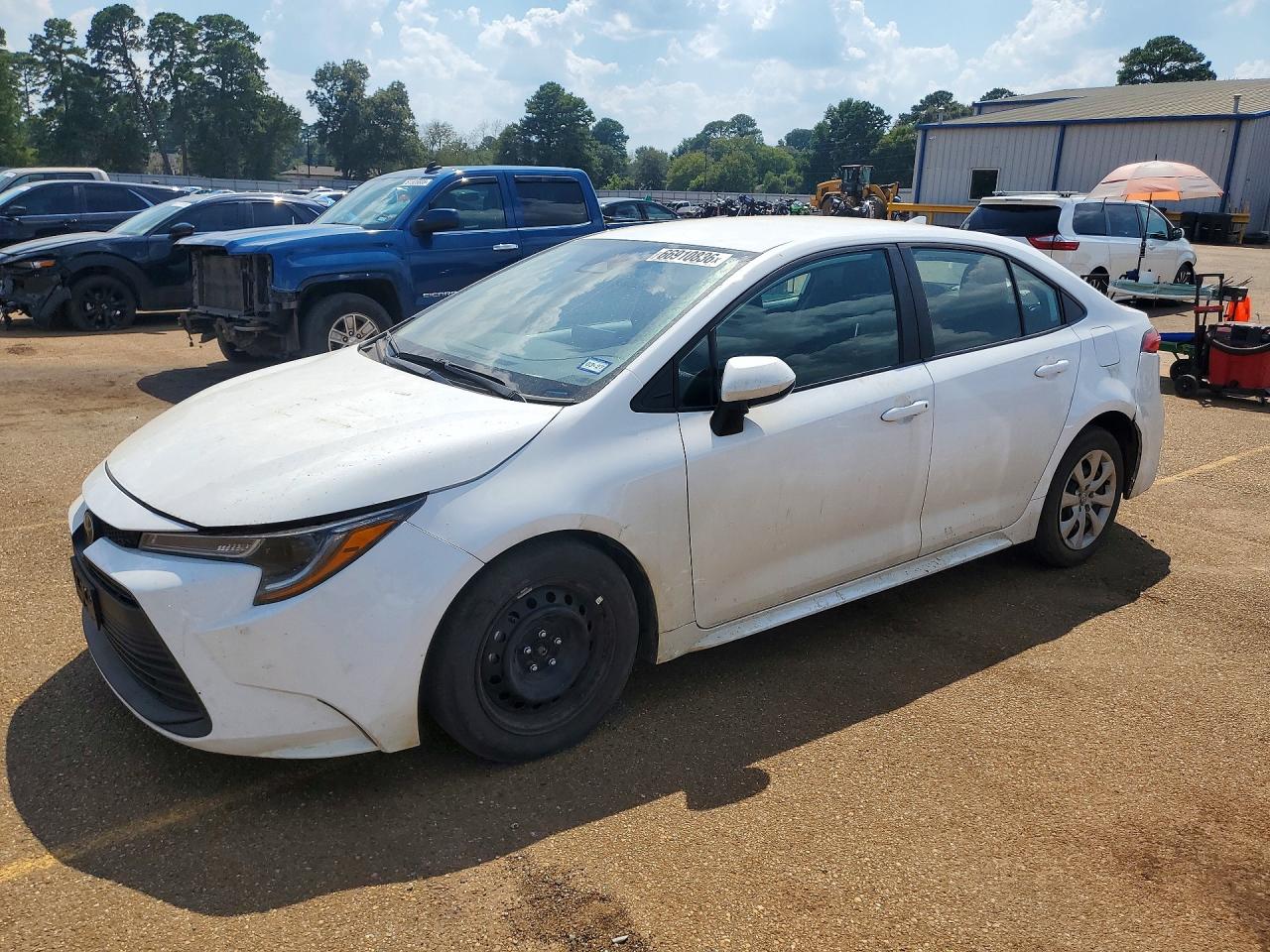 2025 TOYOTA COROLLA