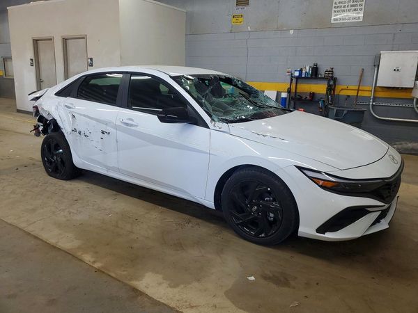 2026 HYUNDAI ELANTRA