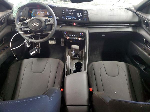 2026 HYUNDAI ELANTRA